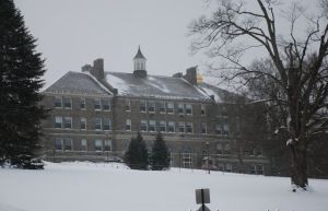 高露潔大學 高露潔大學