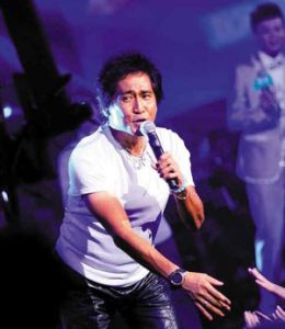 齊秦燒傷事件 齊秦燒傷事件