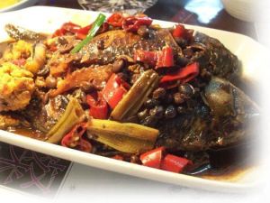 豆豉燜鯽魚 豆豉燜鯽魚