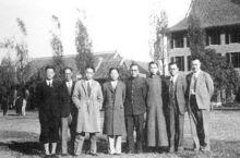 1937年長沙臨時大學合影（右四為黃鈺生）