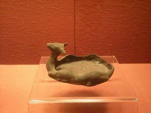 （圖）東漢羊形銅燈