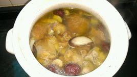 猴頭菇黃芪雞湯 猴頭菇黃芪雞湯