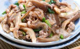 菠菜炒平菇 菠菜炒平菇