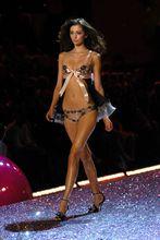 在維密秀上的表現