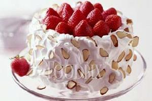 草莓慕絲蛋糕