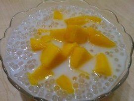 椰汁西米露 椰汁西米露