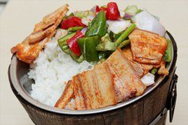 木桶蒸飯 木桶蒸飯