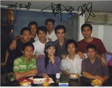 與歌迷的親切合影照