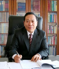 延邊林業集團董事長、總裁:霍學義