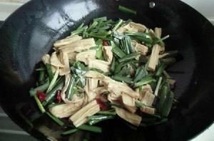 韭菜炒腐竹 韭菜炒腐竹