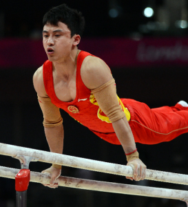 競技體操男子雙槓 競技體操男子雙槓