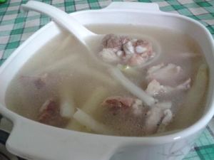 蘆筍排骨湯 蘆筍排骨湯
