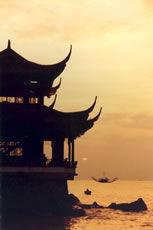 看雲聽潮亭 看雲聽潮亭