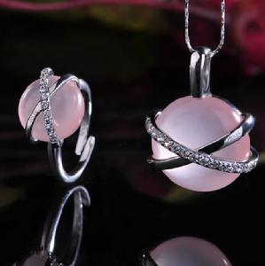 高級天然冰種粉晶飾品