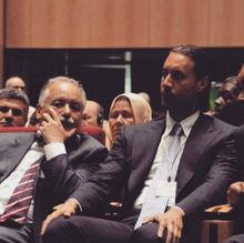 馬哈茂迪(左)與卡扎菲的接班人穆塔西姆&middot;比拉&middot;卡扎菲