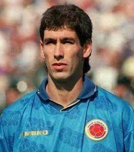 安德列斯·埃斯科巴 安德列斯·埃斯科巴