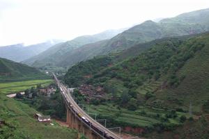 迤南莊村 迤南莊村