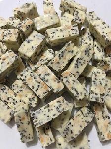 花生糖and黑芝麻糖 花生糖and黑芝麻糖