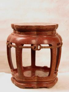 紫漆描金繡墩 紫漆描金繡墩