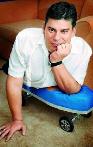 約翰·庫提斯 約翰·庫提斯