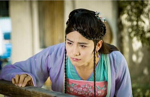 此人通過男扮女裝,10年裡姦污182名良家女子 此人通過男扮女裝,10年裡姦污182名良家女子