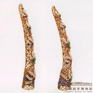 清金鑲石珠指甲套 清金鑲石珠指甲套