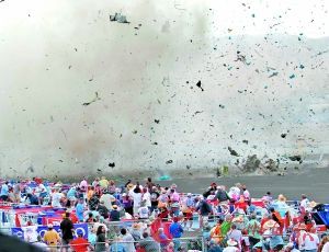 美國飛行比賽事故