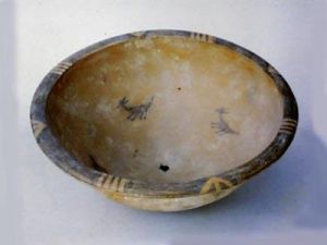 彩陶鹿紋盆 彩陶鹿紋盆