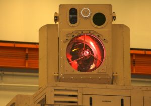 高能量雷射移動實驗機器 高能量雷射移動實驗機器