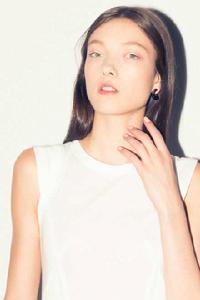 Yumi Lambert Yumi Lambert