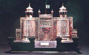 銀質拉合爾城堡