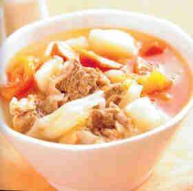 參芪煨烏雞 參芪煨烏雞