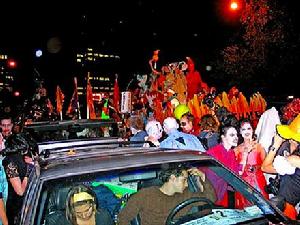 紐約萬聖節巡遊