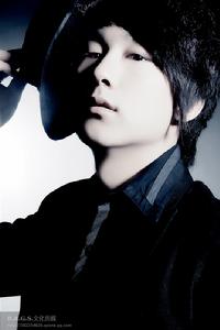 魏然[華裔小姐]