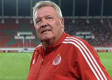 卡薩布蘭卡主帥約翰&middot;托沙克 2014-16