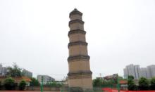 萬壽寺塔日益傾斜