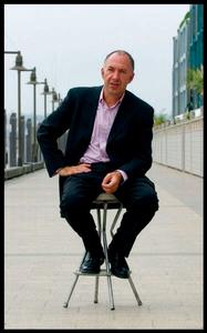 雪梨雙年展策展人查爾斯．梅若威瑟（Charles Merewether）