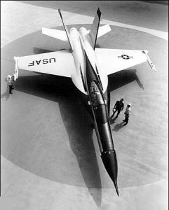 諾斯羅普YF-17 諾斯羅普YF-17