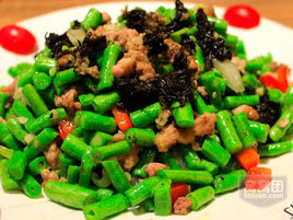 欖菜肉鬆炒豆角 欖菜肉鬆炒豆角