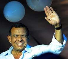 波菲里奧·洛沃 波菲里奧·洛沃