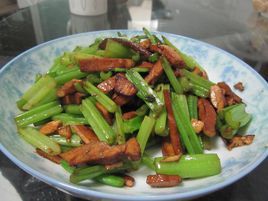 芹菜炒熏乾 芹菜炒熏乾