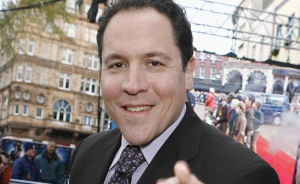 導演喬恩·費儒