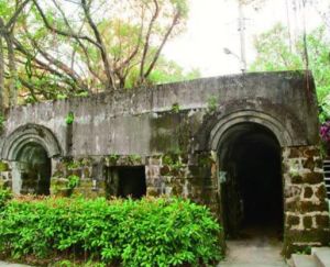 獅球嶺炮台遺址 獅球嶺炮台遺址