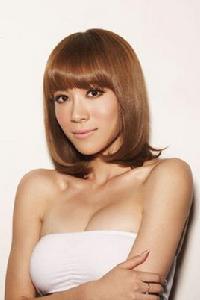 騰美佳子 騰美佳子