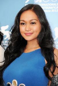 梅賽德絲·卡布萊 梅賽德絲·卡布萊