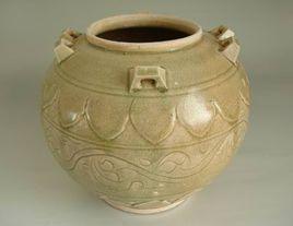 南朝青釉刻蓮瓣六系罐 南朝青釉刻蓮瓣六系罐