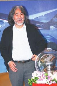 張紀中拍偶像劇不只“搞對象”。