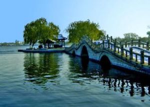 大明湖[濟南大明湖]