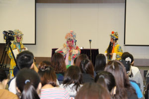 國粹香江校園行