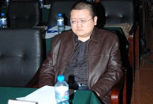 血紅（原名劉煒）